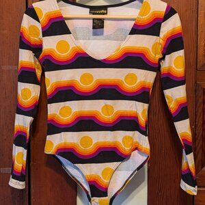 Nooworks Long Sleeve Bodysuit Size Medium - Circa print in great condition!